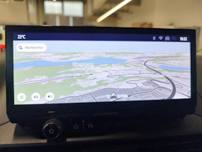 https://vehicle.imgix.net/4388540/a788767d-4e56-4977-a0f3-fcf5b7bc1a98.jpg