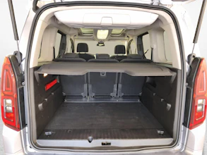 https://vehicle.imgix.net/4388540/b33aa0b0-be4f-4846-92c0-a10914709846.jpg