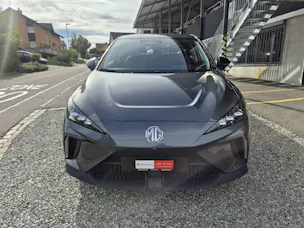 MG 4 64kWh Premium