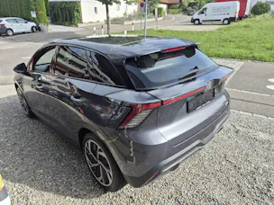 MG 4 64kWh Premium