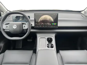 Leapmotor C10 EV AWD