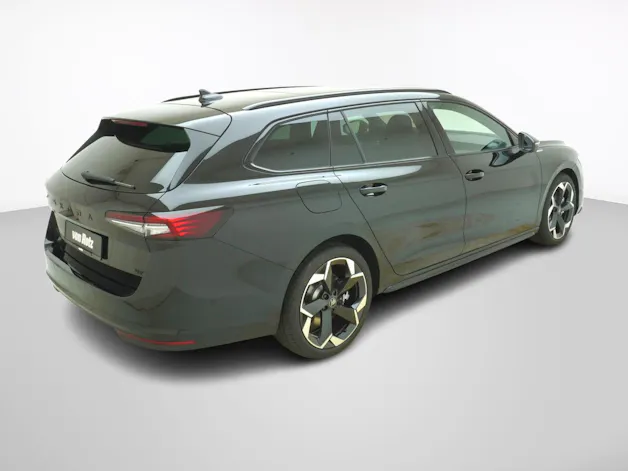 Škoda Superb 2.0 TSI Sportline 4x4 DSG