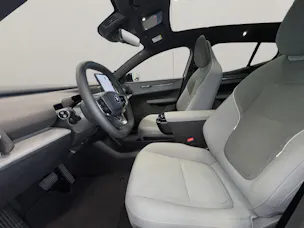 Volvo EX30 CC E60 Twin Performance AWD