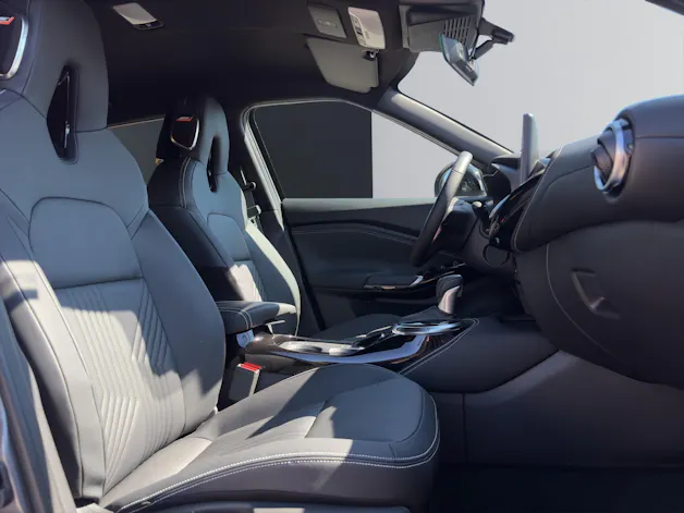 Nissan Juke 1.6 Hybrid Tekna AT