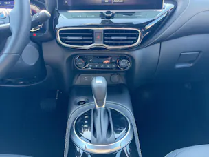 Nissan Juke 1.6 Hybrid Tekna AT