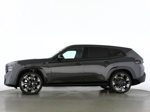 BMW XM 50e Plug-in Hybrid