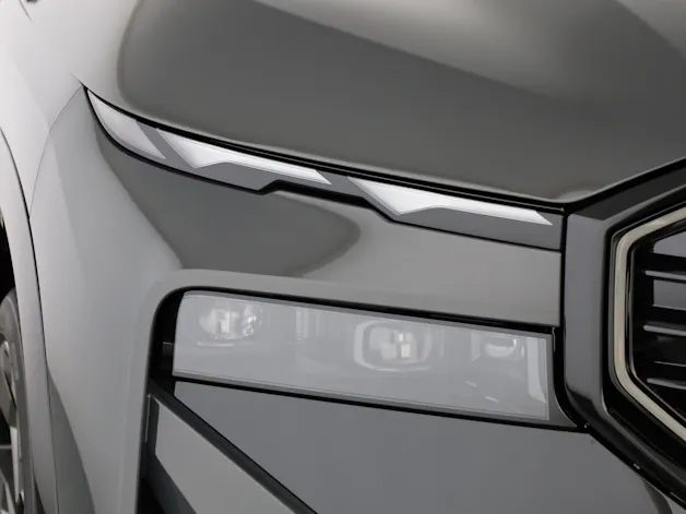 BMW XM 50e Plug-in Hybrid