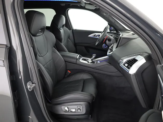 BMW XM 50e Plug-in Hybrid