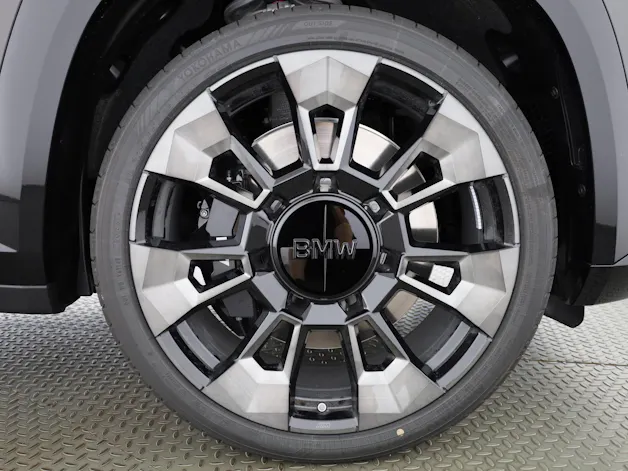 BMW XM 50e Plug-in Hybrid