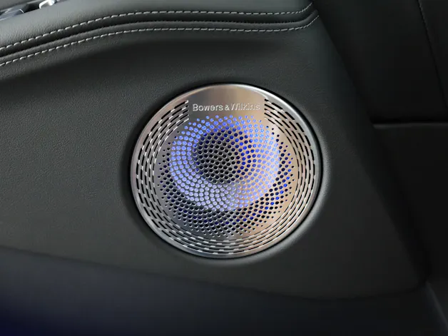 BMW XM 50e Plug-in Hybrid