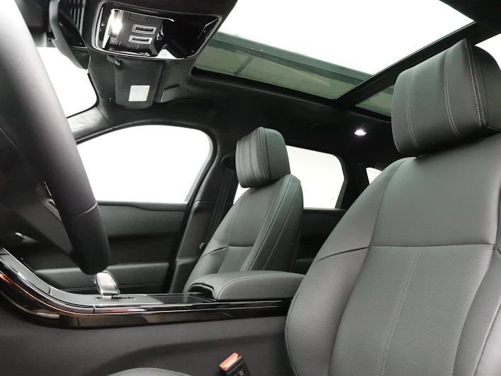 image du véhicule LAND ROVER RANGE ROVER VELAR