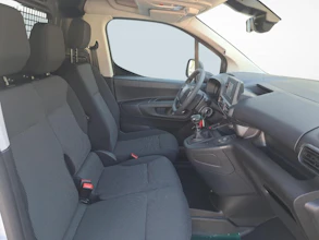 https://vehicle.imgix.net/4388948/cec9b0d7-b560-4863-87d9-09f83919d5ab.jpg