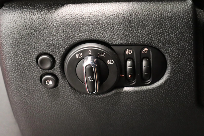 image du véhicule MINI MINI