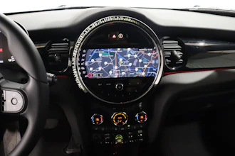 https://vehicle.imgix.net/4388972/ca0c1e29-4f4e-4794-8e6a-8885517a0f44.JPG
