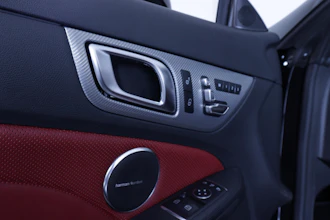 https://vehicle.imgix.net/4388974/2b33fcbc-4473-4111-8105-c336104bb464.JPG