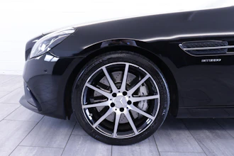 https://vehicle.imgix.net/4388974/30007881-7066-45dd-bca2-1f0ca90d27e3.JPG