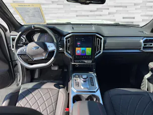 JAC T9 EV Luxury