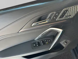 BMW X1 23d M Sport xDrive paddles