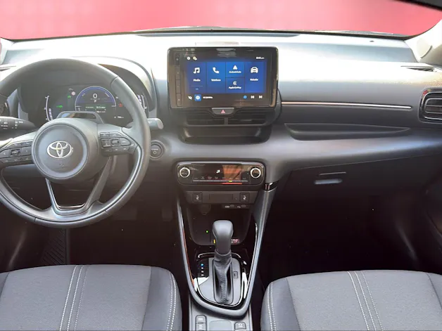Toyota Yaris 1.5 VVT-i HSD Trend
