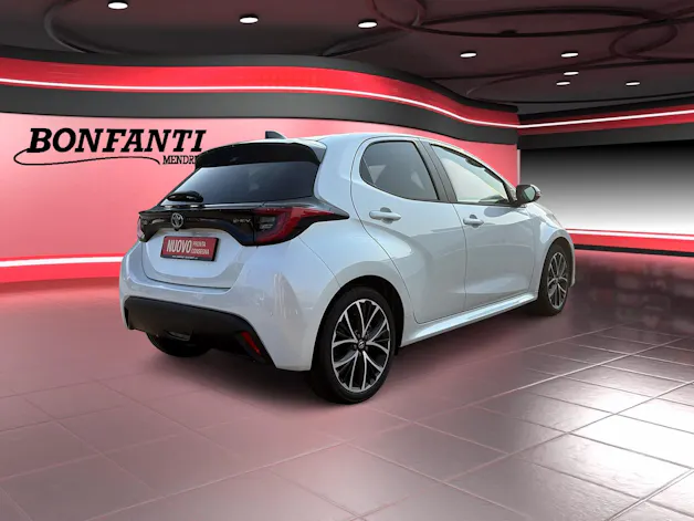 Toyota Yaris 1.5 VVT-i HSD Trend