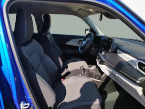 https://vehicle.imgix.net/4389059/7c398bff-7369-45e5-94fe-64369c751ee2.jpg