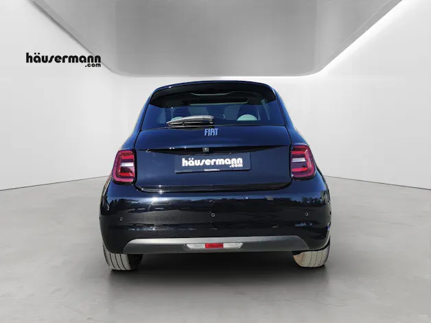 Fiat 500 La Prima