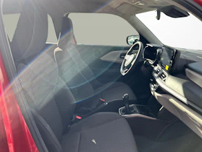 https://vehicle.imgix.net/4389135/e64297f9-bcbd-462d-a8fd-e2912b269712.jpg