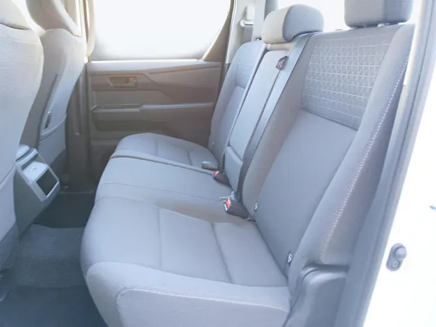 Toyota Hilux Double Cab.-Pick-up 59KWh Comfort