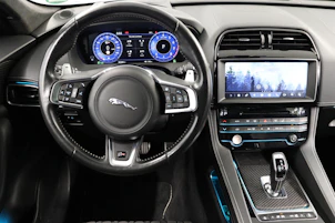 image du véhicule JAGUAR F-Pace 5.0 V8 SVR AWD