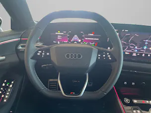 Audi A6 Avant 2.0 TDI quattro S-Tronic