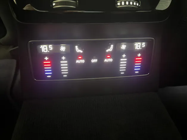 Audi A6 Avant 2.0 TDI quattro S-Tronic