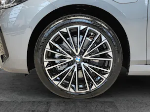 BMW 230e xDrive Active Tourer