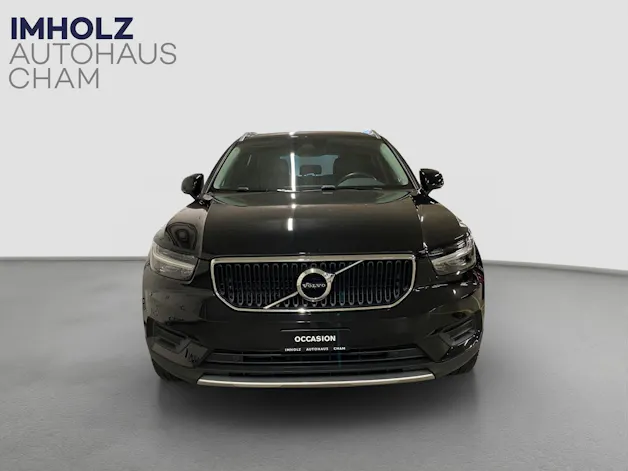 VOLVO XC40 2.0 D4 Momentum AWD