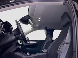 Volvo XC40 2.0 D4 Momentum AWD