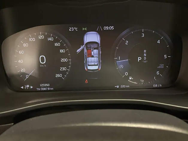 Volvo XC40 2.0 D4 Momentum AWD