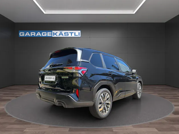 Subaru Forester Station 2.0i e-Boxer Luxury