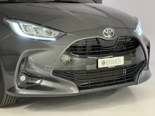 Toyota Yaris 1.5 VVT-i HSD Trend
