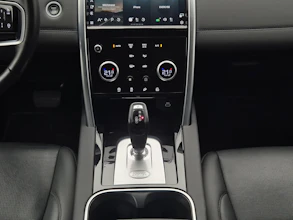 https://vehicle.imgix.net/4389362/83279309-67d0-4327-b43a-cf752d3609b1.jpg