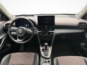Fahrzeugbild TOYOTA Yaris Cross 1.5 VVT-i HSD Premium AWD-i