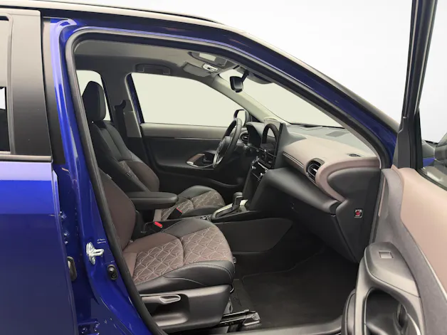 Toyota Yaris Cross 1.5 VVT-i HSD Premium AWD-i