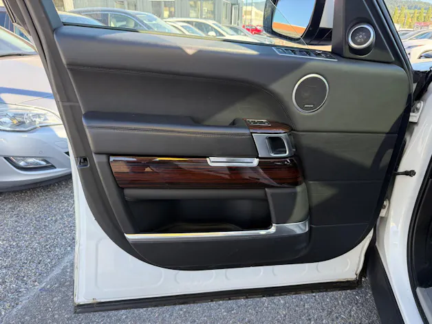 Land Rover Range Rover 4.4 SDV8 Autobiography