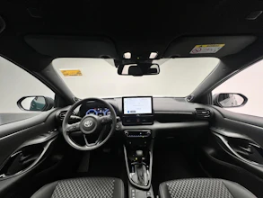 https://vehicle.imgix.net/4389466/8dfef6e7-30ad-4d04-b945-dfcb0cd7a46a.jpg