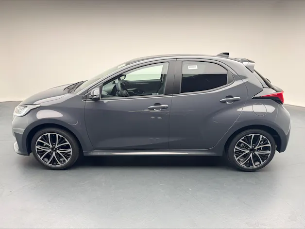 Toyota Yaris 1.5 VVT-i HSD Trend