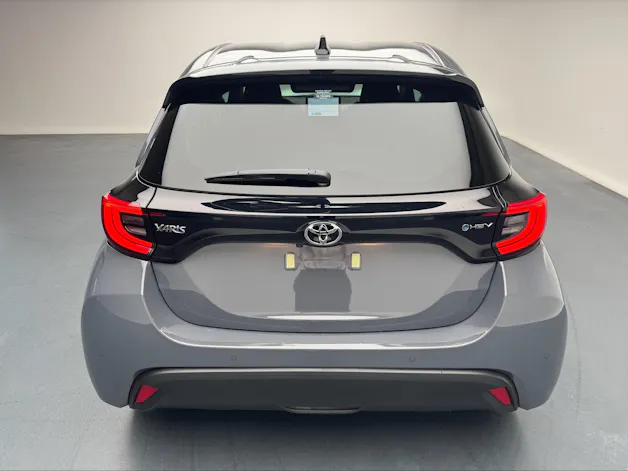 Toyota Yaris 1.5 VVT-i HSD Trend