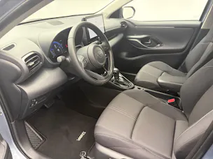 Toyota Yaris 1.5 VVT-i HSD Trend
