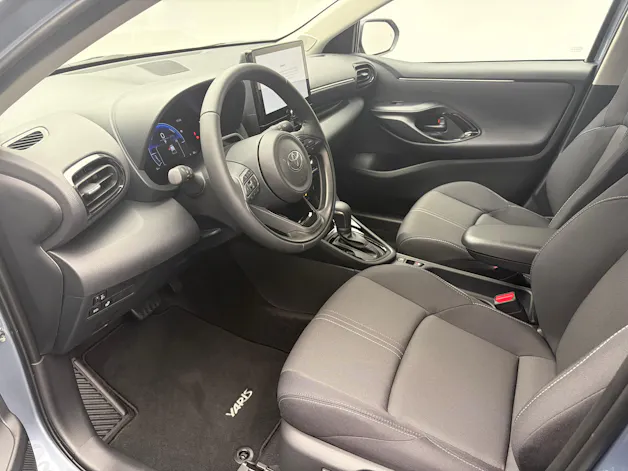 Toyota Yaris 1.5 VVT-i HSD Trend