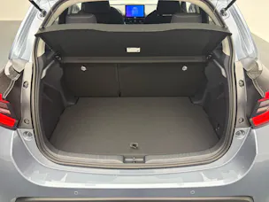 Toyota Yaris 1.5 VVT-i HSD Trend