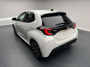 image du véhicule TOYOTA Yaris 1.5 VVT-i HSD Trend