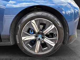 BMW iX xDrive40