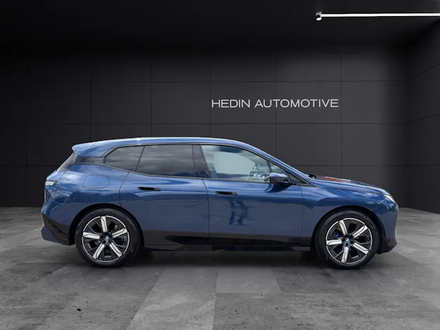 BMW iX xDrive40